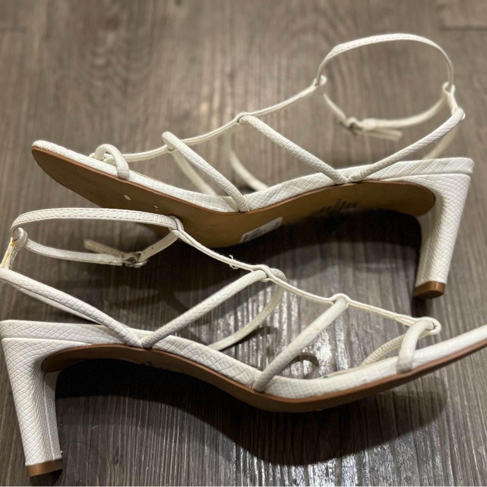 Express White Cage Heeled Sandal Size 8